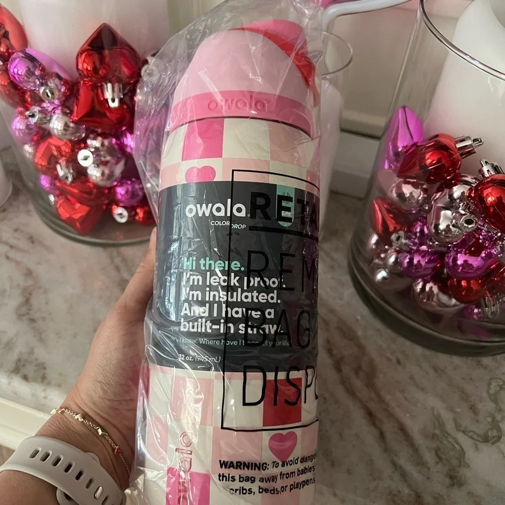 Owala Valentines 2025 “Check Me Out” 32oz FreeSip Pink and Red NWT RARE